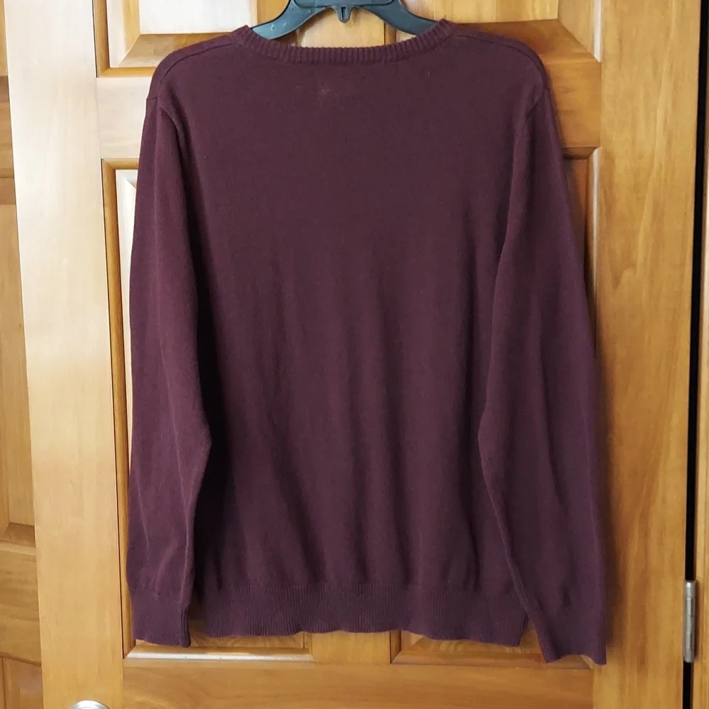 Sonoma Men's V-Neck Soft Sweater in Deep Burgundy, Size Large, Like New▪︎